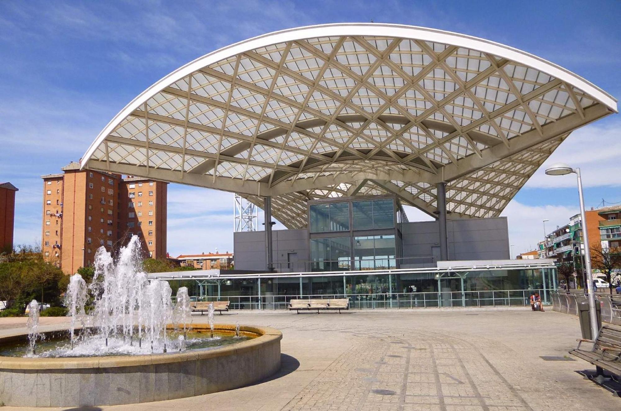 Piso A Una Parada De Atocha, Amplio Y Luminoso Madrid Exterior photo